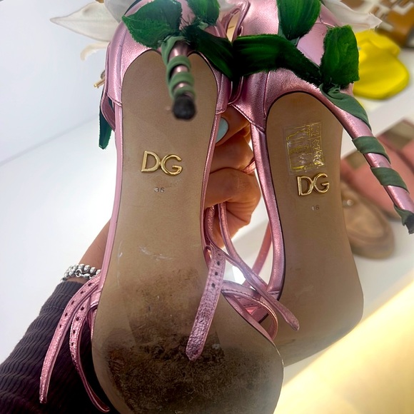 Dolce and Gabbana heels - Picture 5 of 5